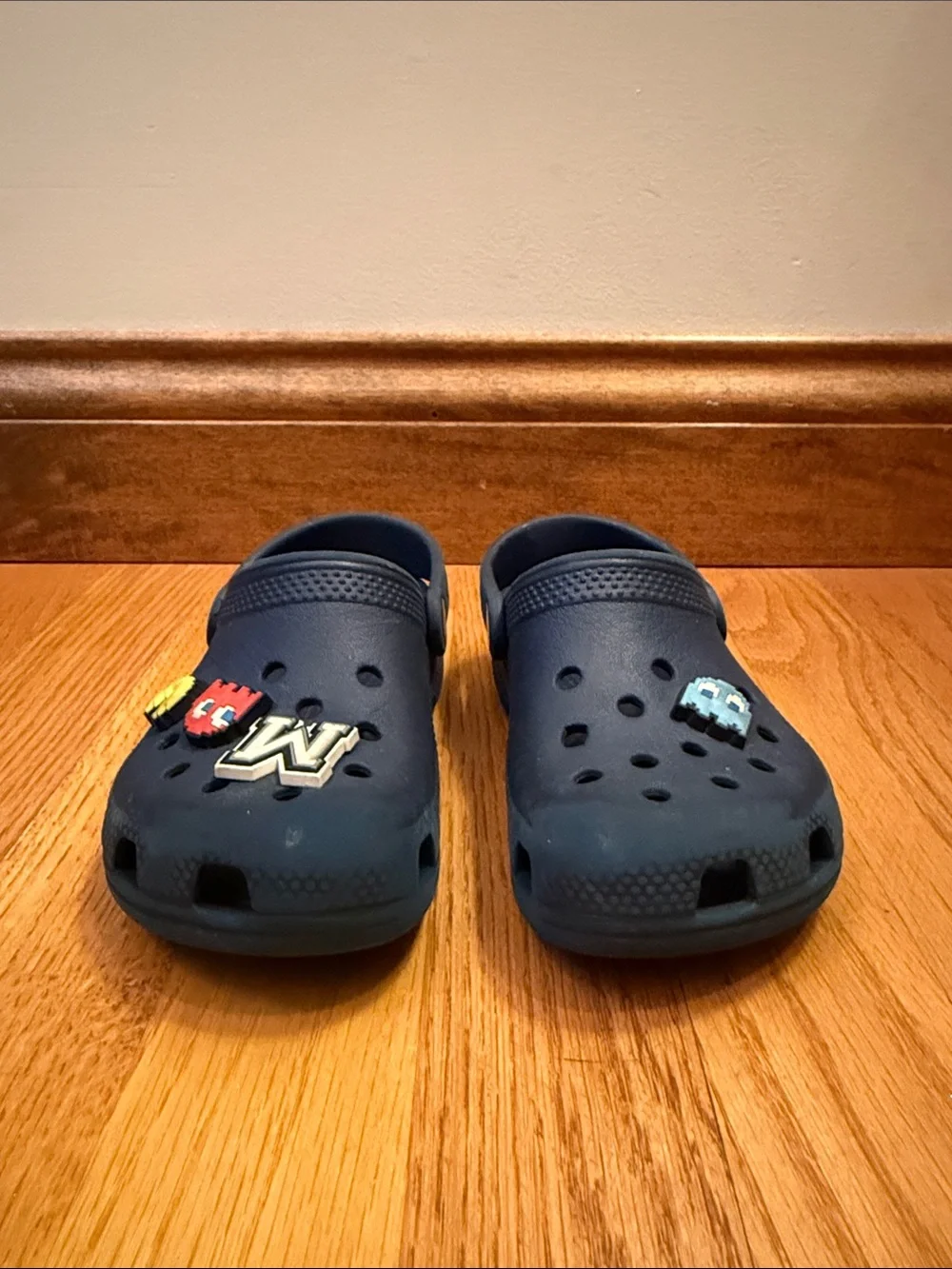 CROCS guc please
